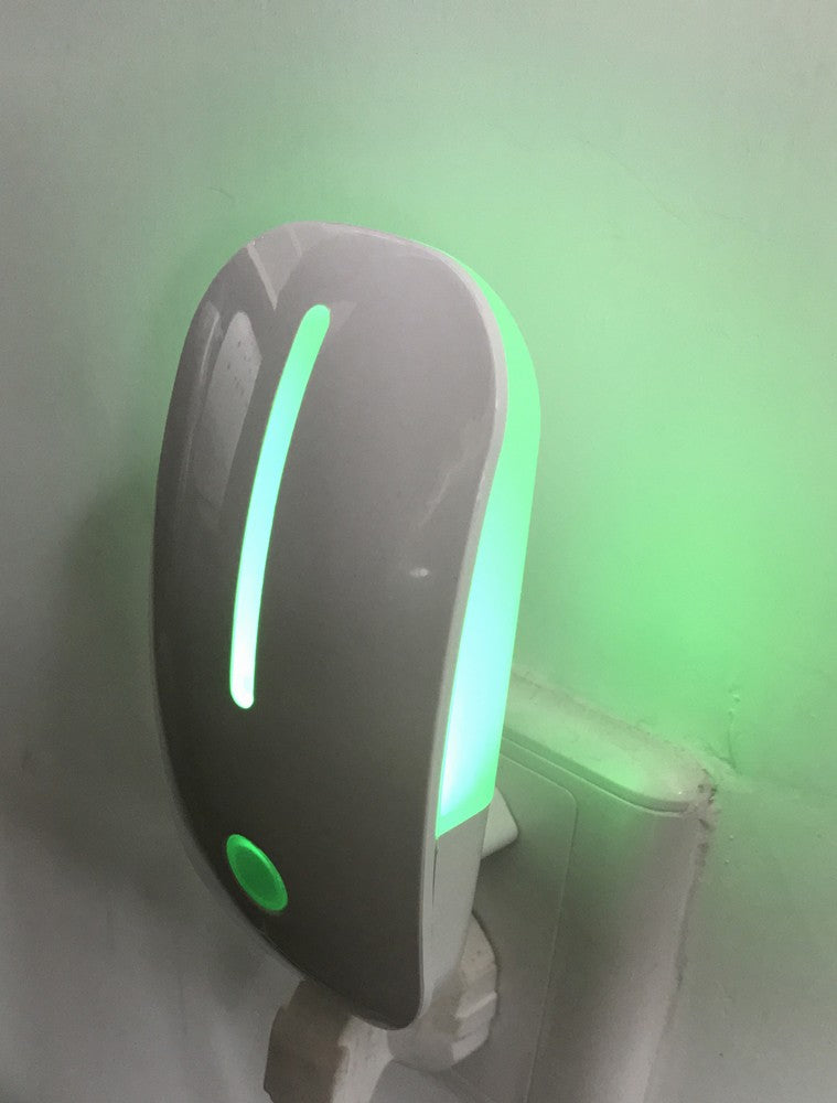 GREEN LED NIGHT LIGHT